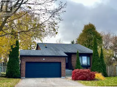 A fully furnished, bright, spacious, and family-friendly detached home located in one of Newmarket's...