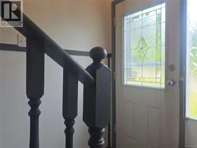 170 Seaview St Sayward, British Columbia in Houses for Sale in Campbell River - Image 9