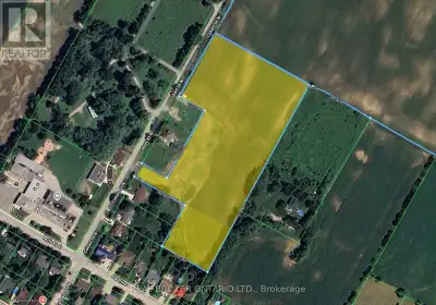 Attention builders and developers! This is a rare opportunity to acquire 8.07 acres of prime land lo...