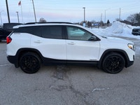 One Owner, AWD, SLE Pro Grade Pkg, Elevation Edition, Sunroof, Navigation, 19" Gloss Black Alum Whee... (image 5)