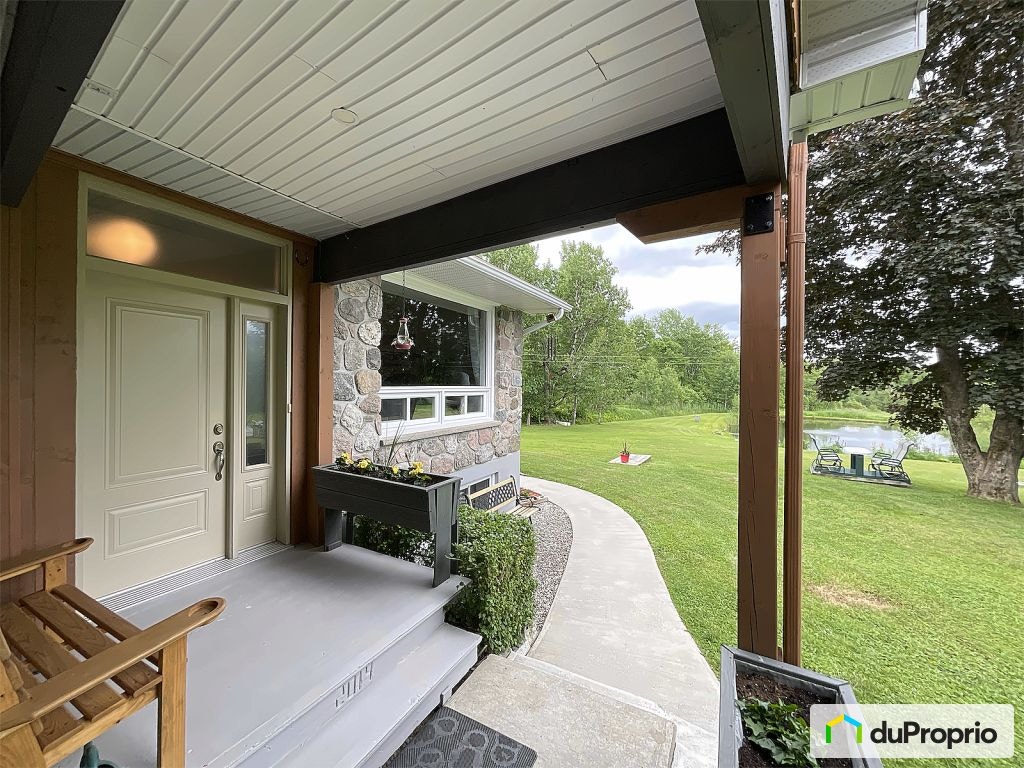 $624,600 - Bungalow for sale in Lac-Brome — photo 3