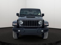 This 2026 JEEP GLADIATOR SPORT 4X4 has the following options Cloth Low-Back Bucket Seats, Remote Sta... (image 6)