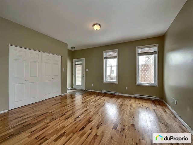 $235,000 - Condominium for sale in St-Hyacinthe — photo 2