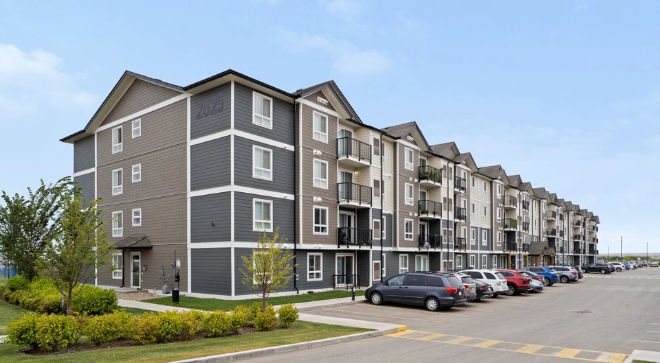 Pet-Friendly Two Bedroom Two Bath with In-suite Laundry for Rent 2
