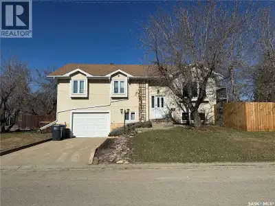 Check out this excellent family home with 1320 sq. ft. on a large corner lot. Excellent layout with...