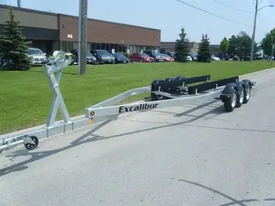 BT9000 Tri Axle Boat Trailer 9000lbs total boat capacity BT9000 Tri Axle boat trailer. 9000lbs total...