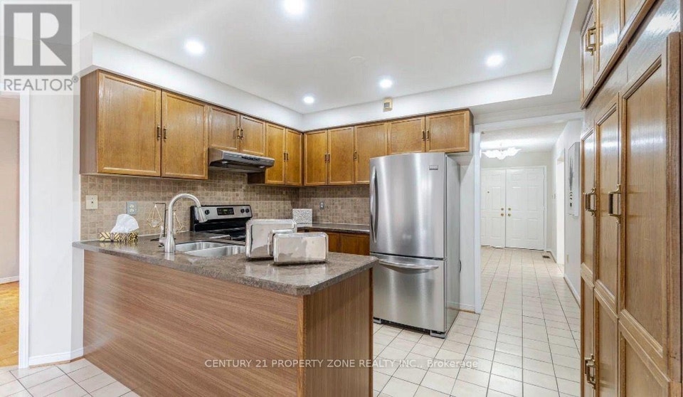 20 CORKETT DRIVE Brampton (Northwood Park), Ontario 5