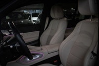 This Mercedes-Benz GLE has a powerful Intercooled Turbo Gas/Electric I-4 2.0 L/121 engine powering t... (image 7)