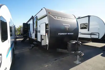 Welcome to Longhaul Trailer Sales Inc 2027 Forest River Tracer 275BH ...