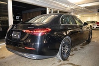 This Mercedes-Benz C300W4 has a dependable Intercooled Turbo Gas/Electric I-4 2.0 L/122 engine power... (image 6)