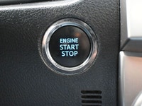 O'Regan's Dartmouth Hyundai is your one-owner headquarters and home to the largest selection of one... (image 7)