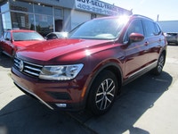 Thanks for viewing our South View Motors Inventory! 2018 Volkswagen Tiguan 4MOTION AWD Leather • Pan... (image 8)
