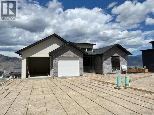 1660 Camas Court Kamloops, British Columbia in Houses for Sale in Kamloops - Image 2