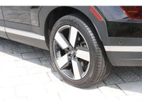 Demo Experience premium comfort, bold styling, and advanced technology with this 2025 Hyundai Santa... (image 3)