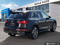 The 2018 Audi SQ5 Technik elevates your driving experience, blending impressive performance with opu... (image 4)