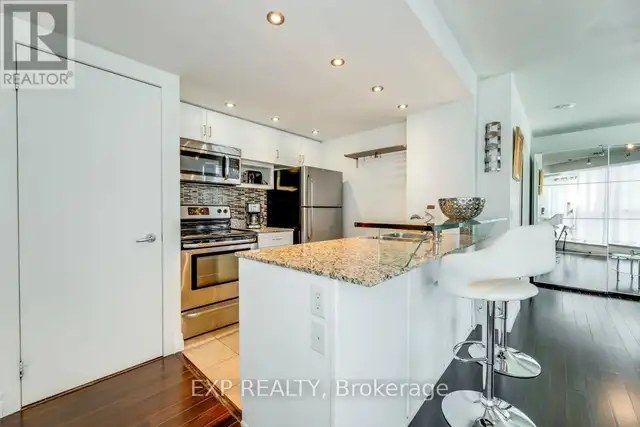 1213 - 208 QUEENS QUAY W Toronto (Waterfront Communities), Ontar in Long Term Rentals in City of Toronto - Image 17