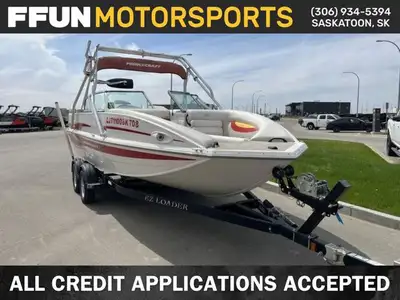 The 2008 Princecraft Ventura 190 is a nimble and spacious aluminum deck boat that blends the open la...