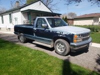 1989 Chevy Pickup…184,200 Kms… Solid Body