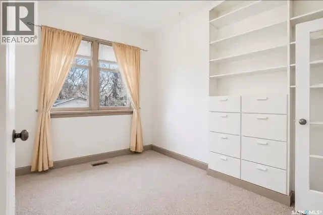 610 Albert AVENUE Saskatoon, Saskatchewan in Houses for Sale in Saskatoon - Image 11