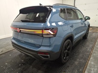 1.5L Turbocharged Engine | 7-Speed DSG Automatic Transmission | 4MOTION All-Wheel Drive | Black Edit... (image 1)