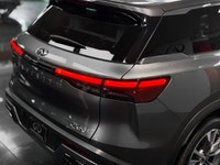 This INFINITI QX60 delivers a Premium Unleaded V-6 3.5 L/213 engine powering this Automatic transmis... (image 5)