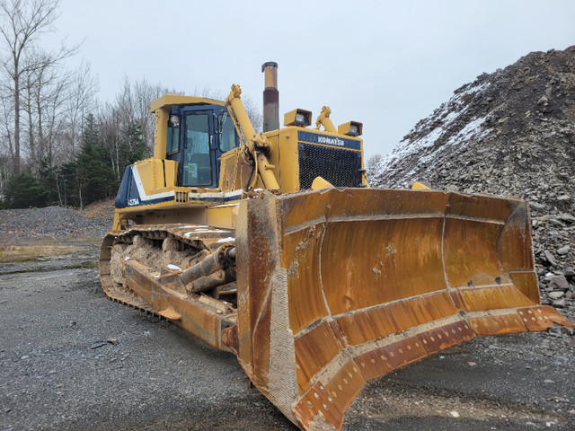 1996 Komatsu D275A Dozer with Ripper in Heavy Equipment in Annapolis Valley