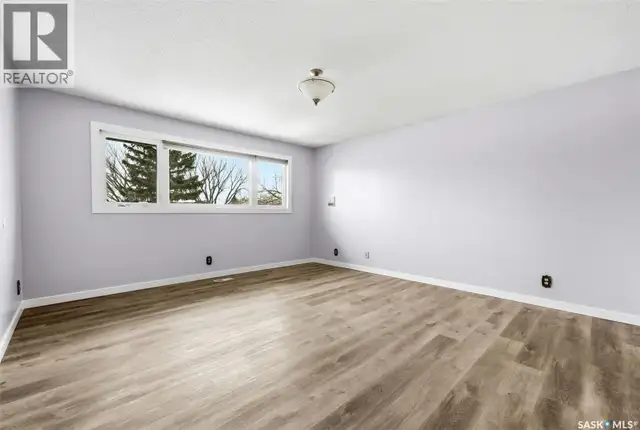30 Dalhousie WAY Regina, Saskatchewan in Houses for Sale in Regina - Image 25