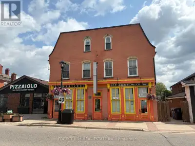 4 - 235 QUEEN STREET S Mississauga (Streetsville), Ontario