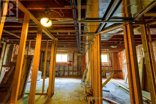 824 ANDREW MALCOLM DRIVE Kincardine, Ontario in Houses for Sale in Owen Sound - Image 33