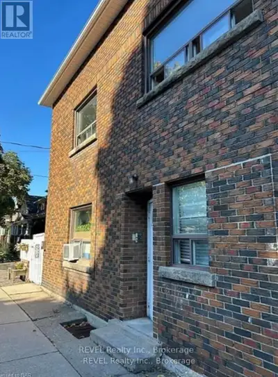 2 - 45 LOUISA STREET St. Catharines (Downtown), Ontario