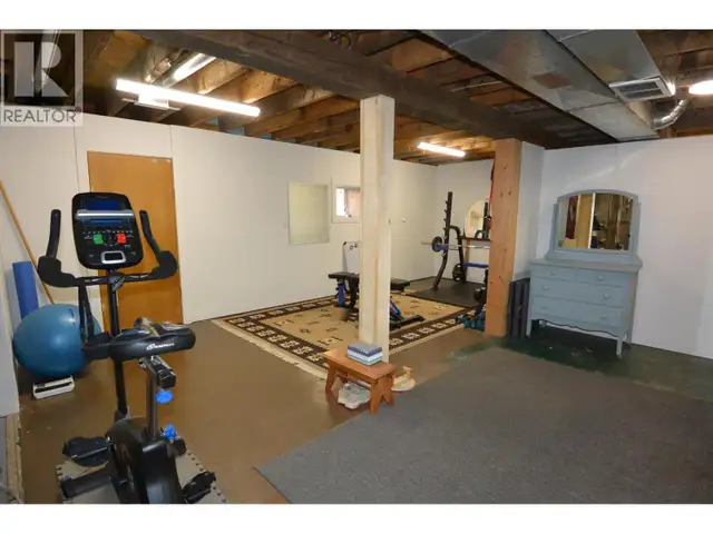 6035 OLD BABINE LAKE ROAD Smithers, British Columbia in Houses for Sale in Smithers - Image 25