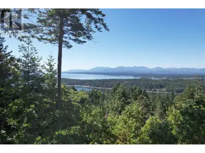A truly unique and picturesque acreage on Gabriola Island awaits! 4.97 acres ocean view property wit...