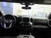 GMC SIERRA 1500 2021 SLE ELEVATION V8 5.3L X31 OFF-ROAD 4X4 CREW-CAB BOITE 6½ TOUT ÉQUIPÉ / INTÉRIEU... (image 8)