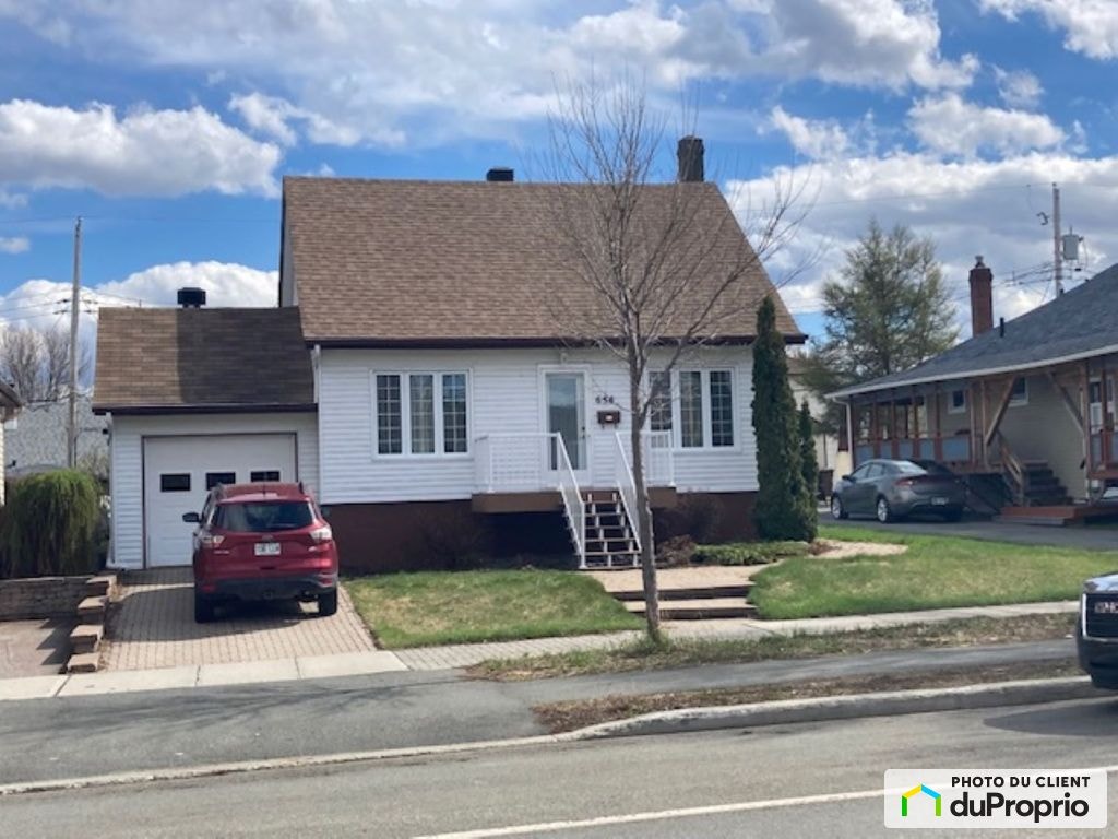 $360,000 - 1 1/2 Storey for sale in Rouyn-Noranda — photo 1
