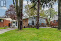 1236 BELLEPERCHE PLACE Windsor, Ontario