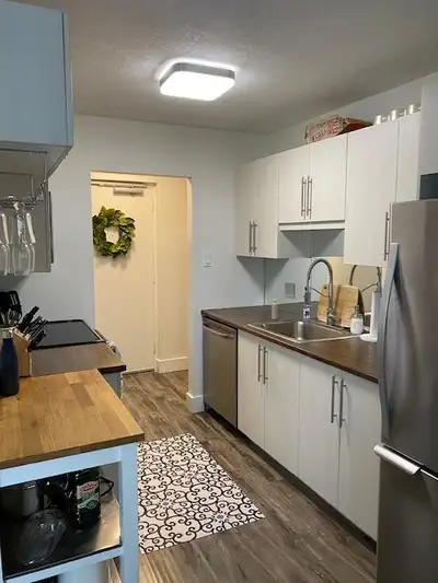 Bright and spacious two bedroom apartment Convenient Location, Security Entrance All appliances and...