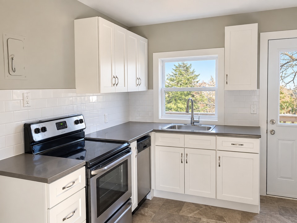 2 Bed 1 Bath apartment in great Dartmouth Neighborhood 2