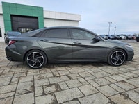 Kijiji Engine: 4 Cylinder Engine 1.6L L/100Km City: 8.4 L/100Km Hwy: 6.6 Safety Equipment Electronic... (image 3)