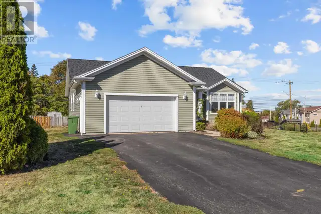15 Picton Beete Crescent Stratford, Prince Edward Island in Houses for Sale in Charlottetown - Image 38