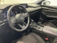 La Mazda Mazda3 Sport GX AUTOMATIQUE MAGS CAMERA RECUL A/C CRUISE 2019 offerte chez AutoStudio 72 à... (image 9)