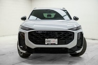 This Audi Q3 boasts a Intercooled Turbo Regular Unleaded I-4 2.0 L/121 engine powering this Automati... (image 1)