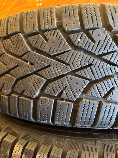 4 Goodyear tires - great conditon p225/65r17