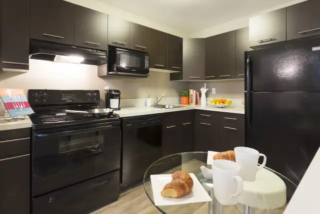 St. Vital Villa & Westover Square - 2 Bedroom  Apartment for Ren in Long Term Rentals in Winnipeg - Image 10
