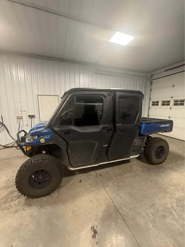 2021 CANAM 2021 CAN AM DEFENDER MAX LIMITED-BLUE! in ATVs in Dartmouth - Image 3