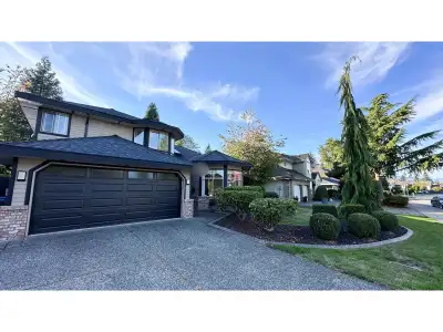 10593 164 STREET Surrey, British Columbia