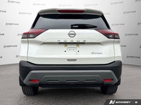 Experience the thrill of all-wheel drive in the 2023 Nissan Rogue. This meticulously maintained Cert... (image 5)