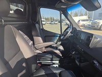 This Mercedes-Benz Sprinter 2500 has a strong Intercooled Turbo Diesel I-4 2.0 L/119 engine powering... (image 4)
