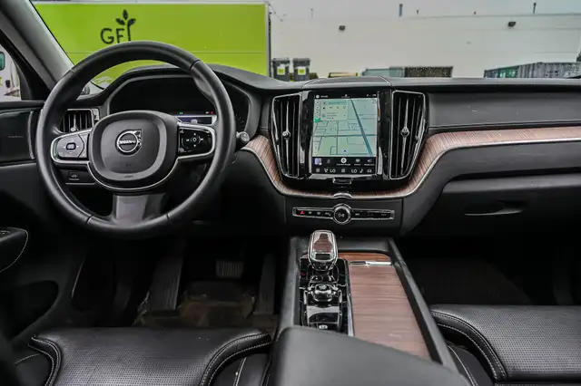 2023 Volvo XC60 in Cars & Trucks in City of Montréal - Image 21