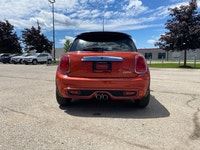 FUN, SAFE & EFFICIENT! Stunning Solaris Orange 2019 MINI Cooper S, 6-Speed Sport Automatic. 2.0L 4 C... (image 5)