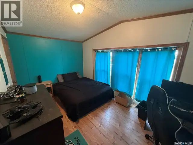 48 106 1st AVENUE SW Weyburn, Saskatchewan in Houses for Sale in Regina - Image 8